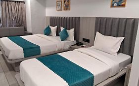 Hotel Metro Inn Ahmedabad 3*